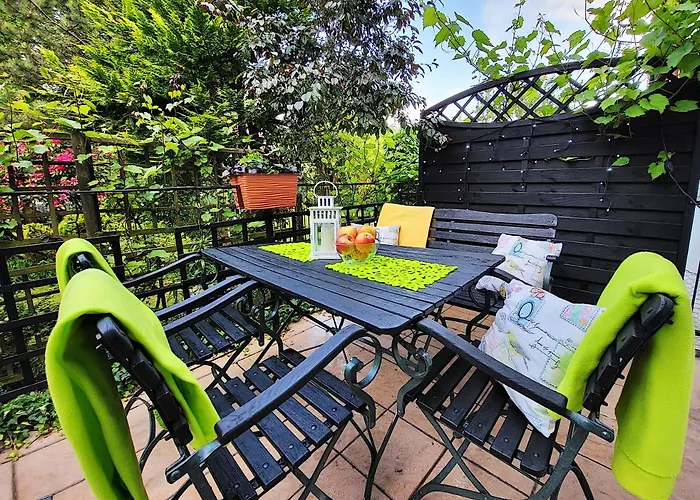 Husarska 60 Bed & Breakfast *