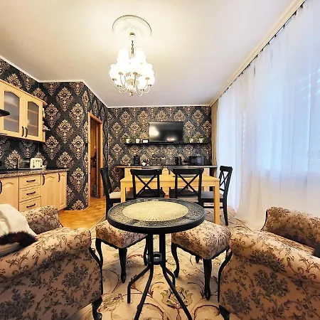 Husarska 60 Отель типа 