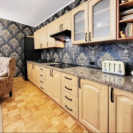 Husarska 60 Отель типа 