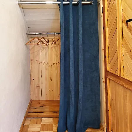 Bed & Breakfast Husarska 60 Warsaw